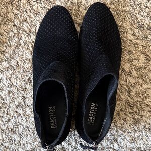 Kenneth Cole Reaction Women's Black Textured Ankle Boots